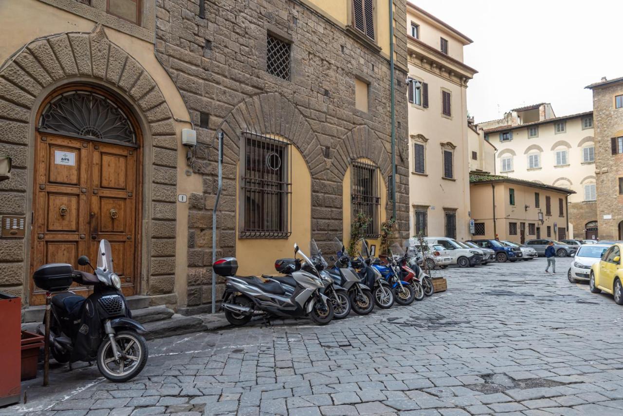 Eclectic Apartment In Santa Croce ฟลอเรนซ์ ภายนอก รูปภาพ